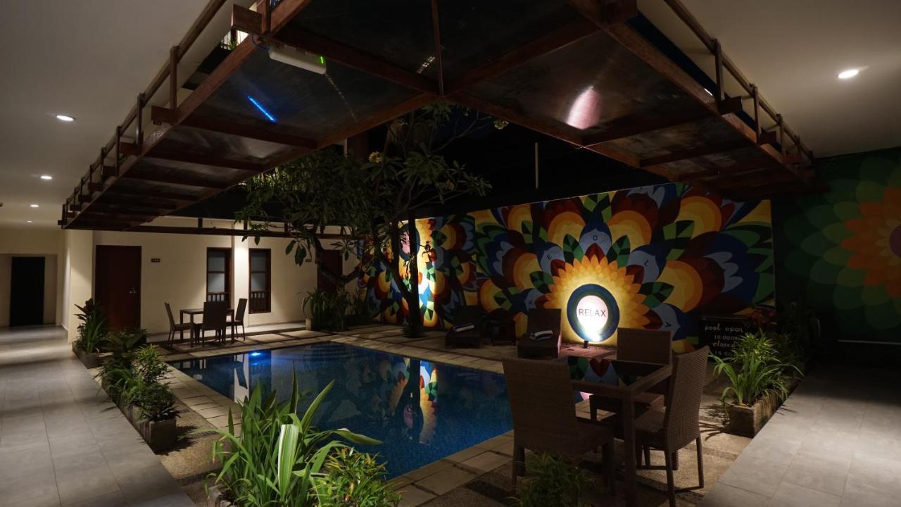 Hotel Reddoorz Near Legian Street Exterior foto