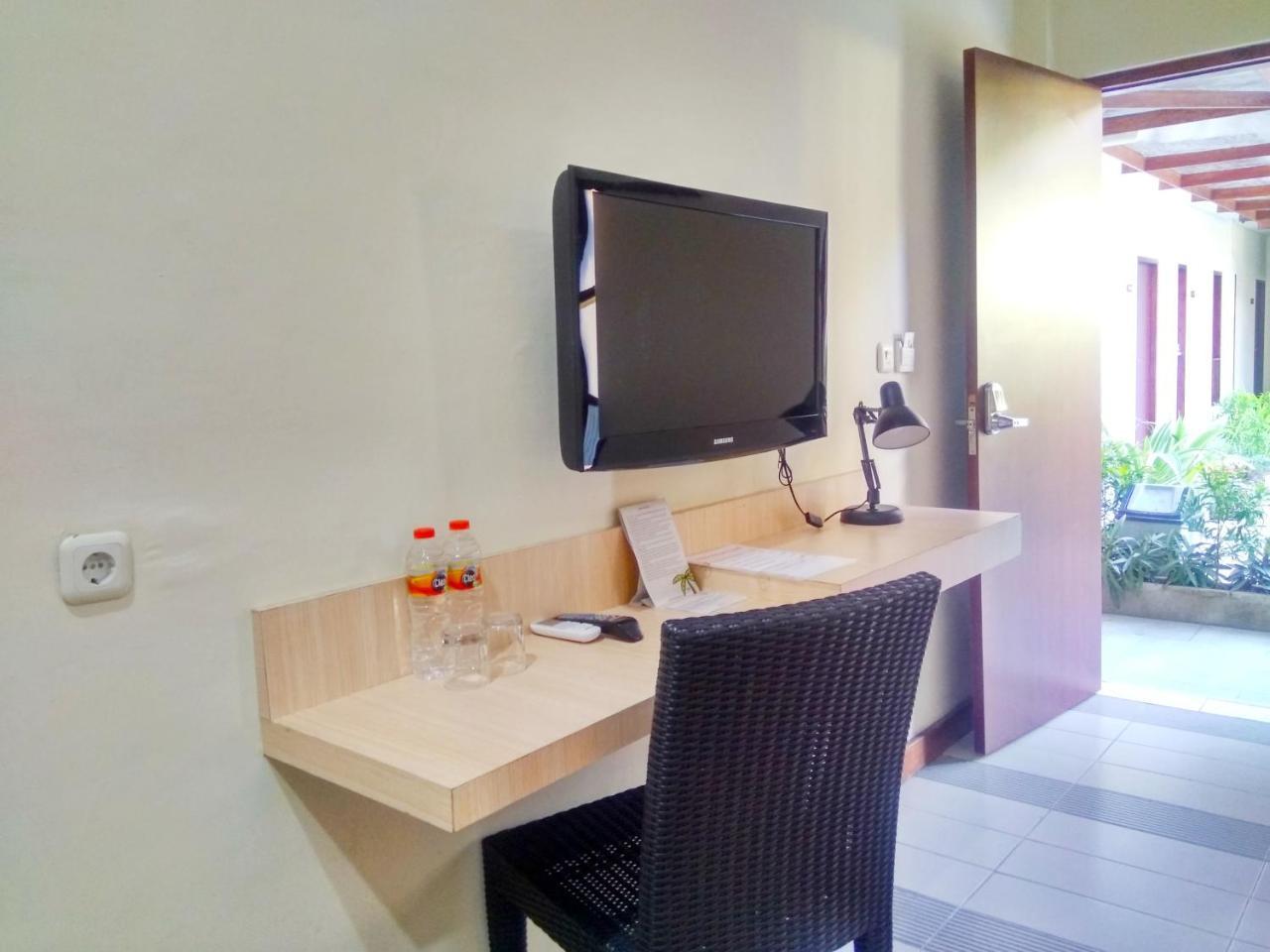 Hotel Reddoorz Near Legian Street Exterior foto